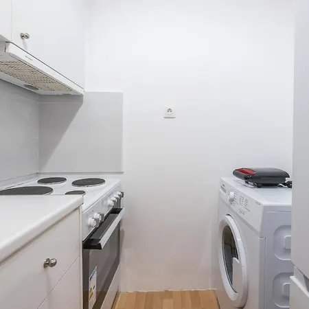 شقة At Megaro Mousikis St Semi Basement 1bed 2 Pers