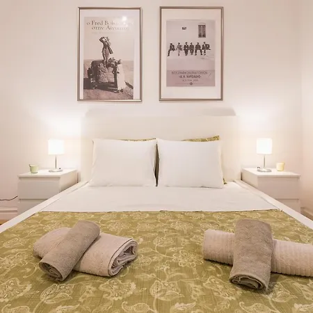 At Megaro Mousikis St Semi Basement 1bed 2 Pers شقة أثينا