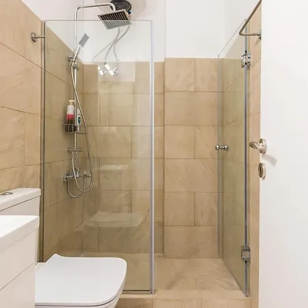 شقة At Megaro Mousikis St Semi Basement 1bed 2 Pers أثينا